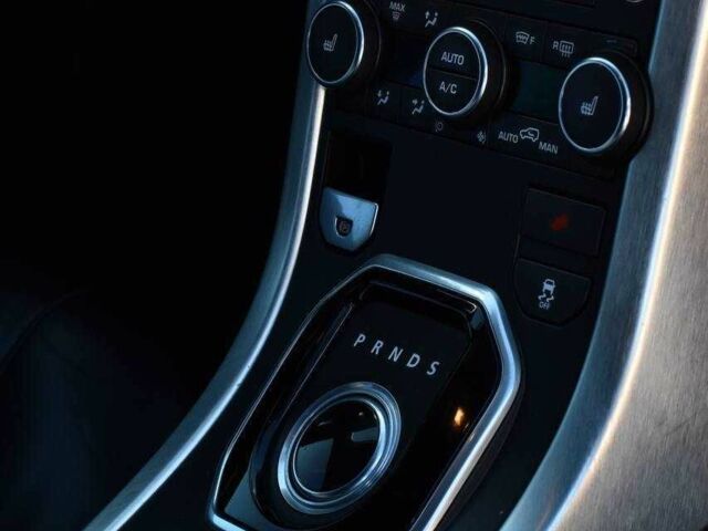 Красный Ленд Ровер Рендж Ровер, объемом двигателя 2 л и пробегом 123 тыс. км за 12950 $, фото 12 на Automoto.ua