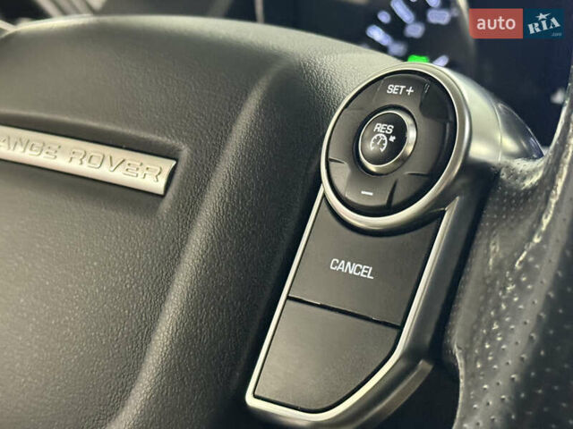 Красный Ленд Ровер Рендж Ровер, объемом двигателя 2.99 л и пробегом 260 тыс. км за 27899 $, фото 24 на Automoto.ua