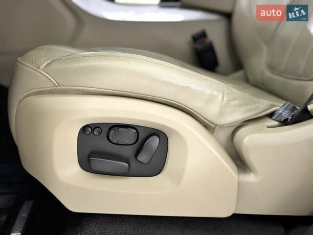 Красный Ленд Ровер Рендж Ровер, объемом двигателя 2.99 л и пробегом 260 тыс. км за 27899 $, фото 14 на Automoto.ua