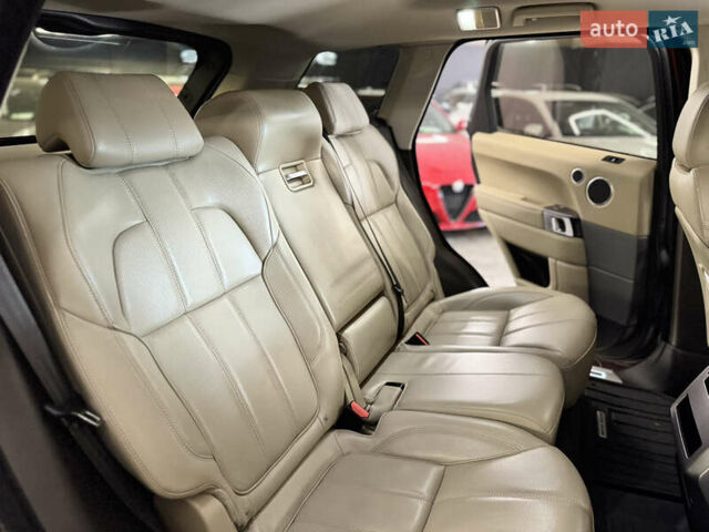 Красный Ленд Ровер Рендж Ровер, объемом двигателя 2.99 л и пробегом 260 тыс. км за 27899 $, фото 17 на Automoto.ua