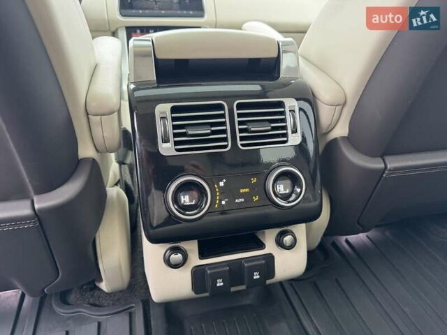 Красный Ленд Ровер Рендж Ровер, объемом двигателя 3 л и пробегом 139 тыс. км за 51900 $, фото 101 на Automoto.ua