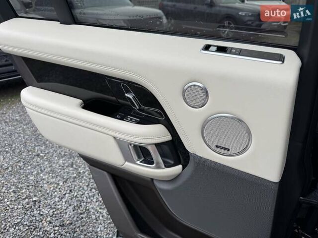 Красный Ленд Ровер Рендж Ровер, объемом двигателя 3 л и пробегом 139 тыс. км за 51900 $, фото 92 на Automoto.ua