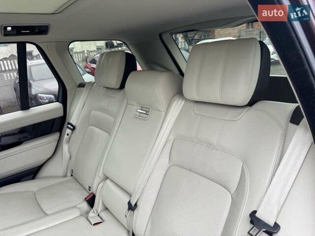 Красный Ленд Ровер Рендж Ровер, объемом двигателя 3 л и пробегом 139 тыс. км за 51900 $, фото 104 на Automoto.ua