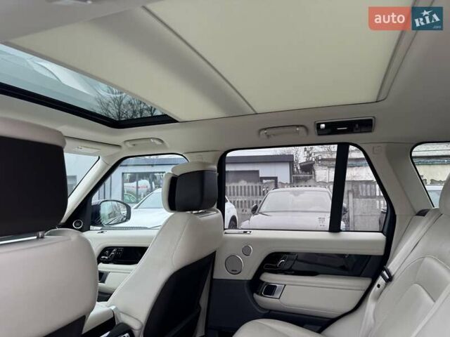 Красный Ленд Ровер Рендж Ровер, объемом двигателя 3 л и пробегом 139 тыс. км за 51900 $, фото 103 на Automoto.ua