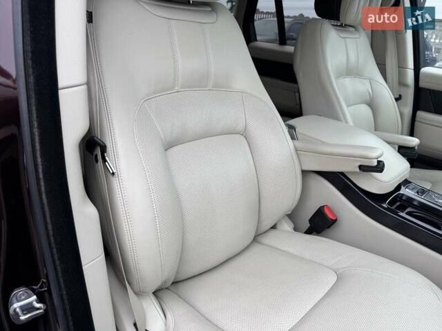 Красный Ленд Ровер Рендж Ровер, объемом двигателя 3 л и пробегом 139 тыс. км за 51900 $, фото 56 на Automoto.ua