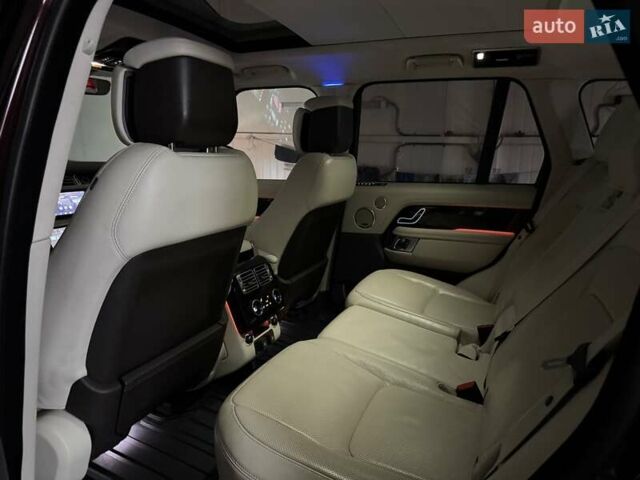 Красный Ленд Ровер Рендж Ровер, объемом двигателя 3 л и пробегом 139 тыс. км за 51900 $, фото 1 на Automoto.ua