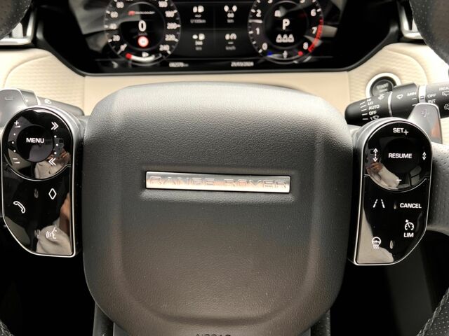 Червоний Ленд Ровер Рендж Ровер, об'ємом двигуна 2 л та пробігом 92 тис. км за 48000 $, фото 5 на Automoto.ua