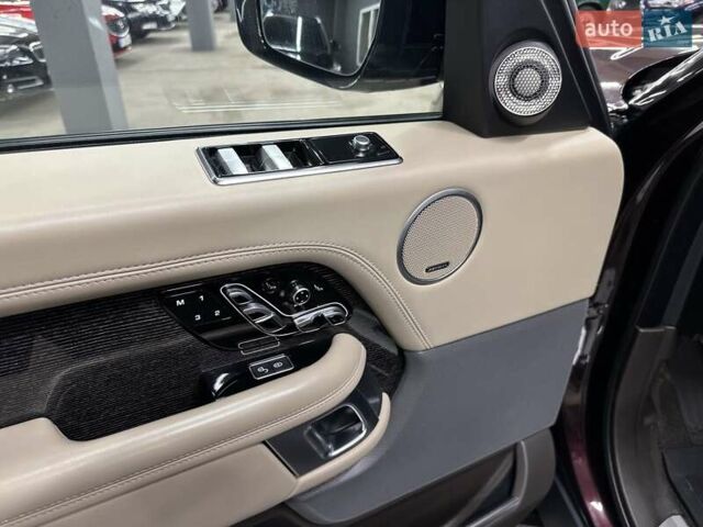 Красный Ленд Ровер Рендж Ровер, объемом двигателя 4.37 л и пробегом 37 тыс. км за 88500 $, фото 16 на Automoto.ua