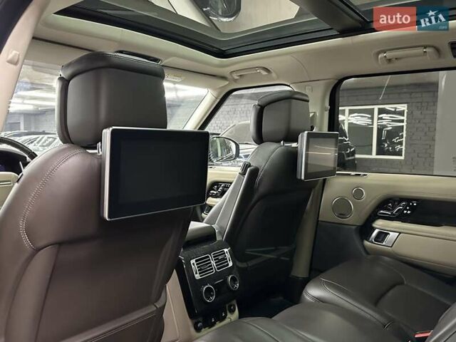 Красный Ленд Ровер Рендж Ровер, объемом двигателя 4.37 л и пробегом 37 тыс. км за 88500 $, фото 19 на Automoto.ua