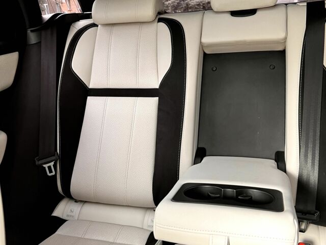 Червоний Ленд Ровер Рендж Ровер, об'ємом двигуна 2 л та пробігом 92 тис. км за 48000 $, фото 9 на Automoto.ua