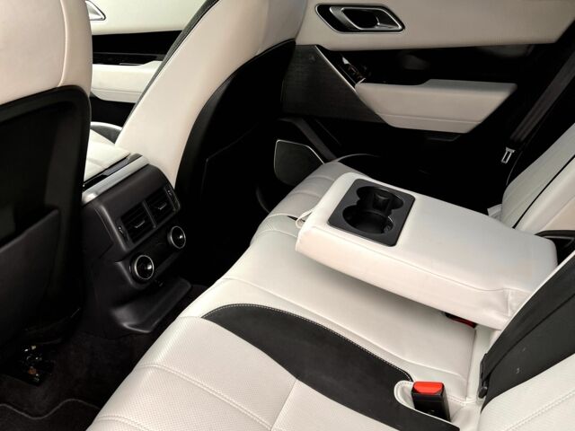 Червоний Ленд Ровер Рендж Ровер, об'ємом двигуна 2 л та пробігом 92 тис. км за 48000 $, фото 4 на Automoto.ua