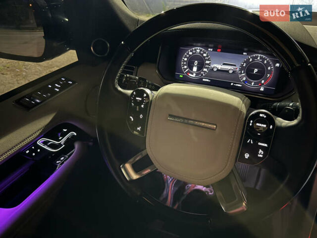 Ленд Ровер Рендж Ровер 2020 у Харкові на Automoto.ua Червоний Ленд Ровер Рендж Ровер, об'ємом двигуна 5 л та пробігом 25 тис. км за 125000 $, фото 20 на Automoto.ua