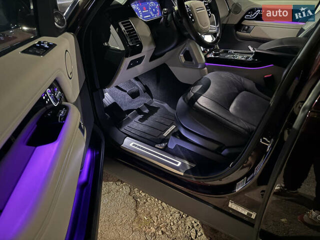 Ленд Ровер Рендж Ровер 2020 у Харкові на Automoto.ua Червоний Ленд Ровер Рендж Ровер, об'ємом двигуна 5 л та пробігом 25 тис. км за 125000 $, фото 37 на Automoto.ua