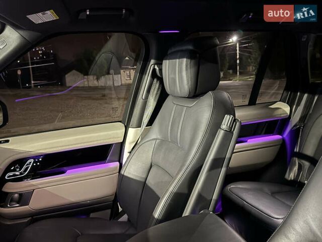 Ленд Ровер Рендж Ровер 2020 у Харкові на Automoto.ua Червоний Ленд Ровер Рендж Ровер, об'ємом двигуна 5 л та пробігом 25 тис. км за 125000 $, фото 38 на Automoto.ua