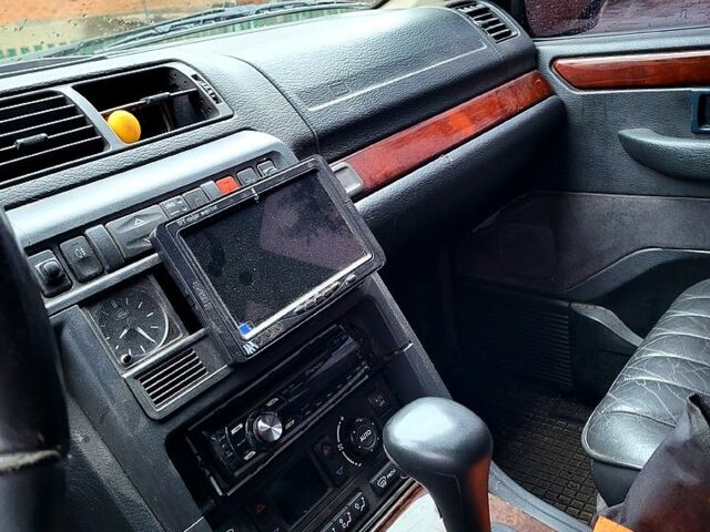 Ленд Ровер Рендж Ровер, объемом двигателя 2.5 л и пробегом 230 тыс. км за 3300 $, фото 6 на Automoto.ua