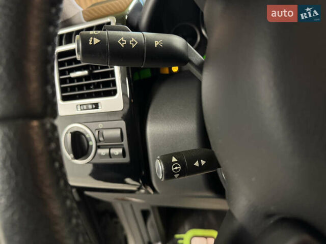 Ленд Ровер Рендж Ровер, об'ємом двигуна 0 л та пробігом 77 тис. км за 14990 $, фото 21 на Automoto.ua