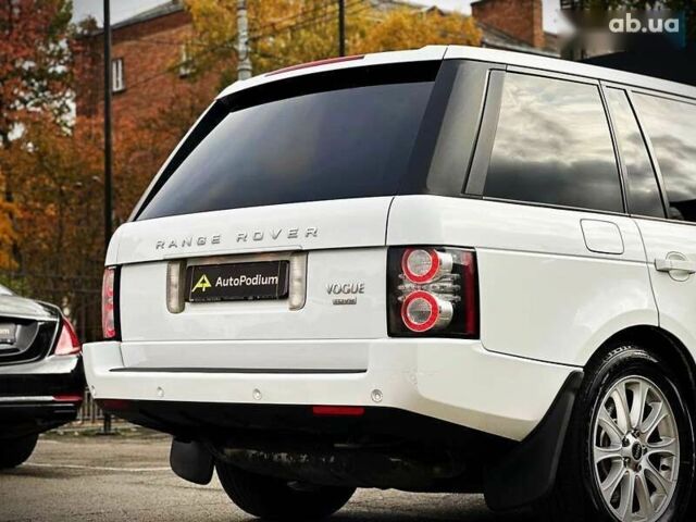 Ленд Ровер Рендж Ровер, об'ємом двигуна 4.4 л та пробігом 300 тис. км за 18800 $, фото 14 на Automoto.ua