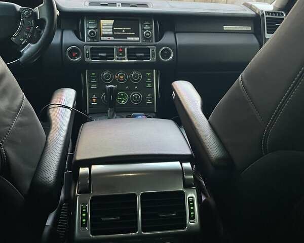 Ленд Ровер Рендж Ровер, объемом двигателя 5 л и пробегом 133 тыс. км за 16000 $, фото 5 на Automoto.ua