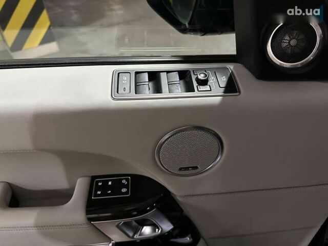 Ленд Ровер Рендж Ровер, объемом двигателя 5 л и пробегом 157 тыс. км за 32900 $, фото 19 на Automoto.ua