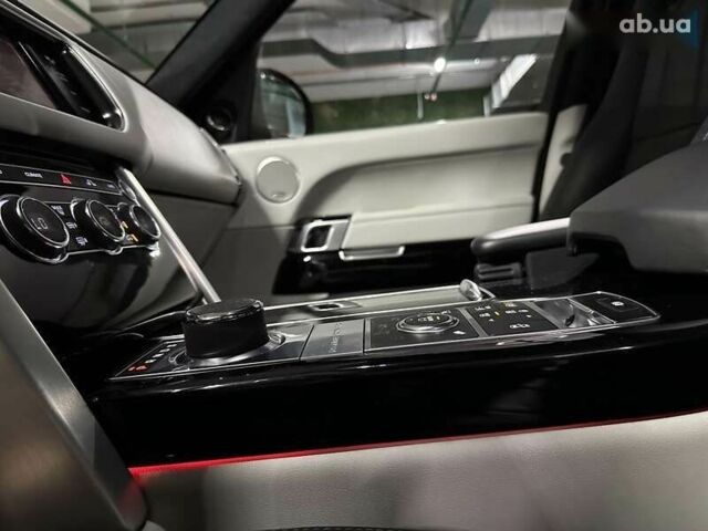 Ленд Ровер Рендж Ровер, объемом двигателя 5 л и пробегом 157 тыс. км за 32900 $, фото 29 на Automoto.ua