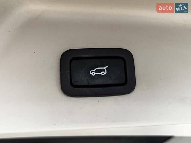 Ленд Ровер Рендж Ровер, об'ємом двигуна 3 л та пробігом 190 тис. км за 15900 $, фото 34 на Automoto.ua