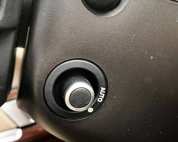 Ленд Ровер Рендж Ровер, об'ємом двигуна 3 л та пробігом 190 тис. км за 15900 $, фото 39 на Automoto.ua