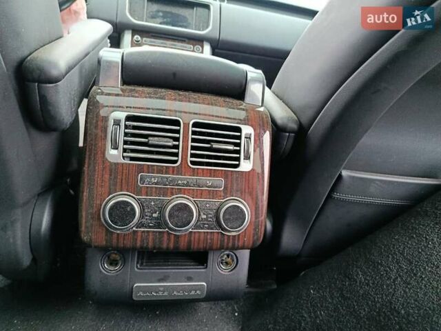 Ленд Ровер Рендж Ровер, об'ємом двигуна 3 л та пробігом 197 тис. км за 15900 $, фото 13 на Automoto.ua