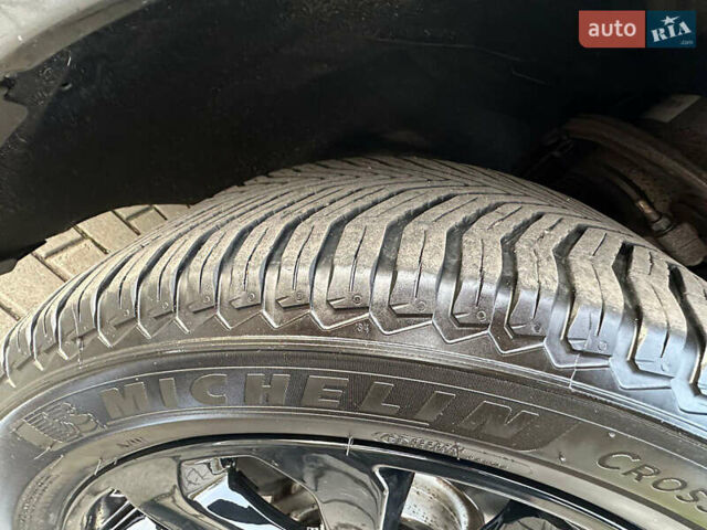 Ленд Ровер Рендж Ровер, объемом двигателя 2.99 л и пробегом 207 тыс. км за 36500 $, фото 17 на Automoto.ua