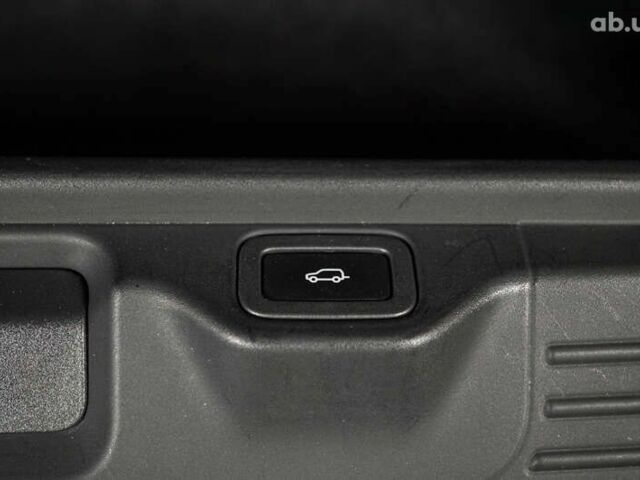 Ленд Ровер Рендж Ровер, объемом двигателя 0 л и пробегом 70 тыс. км за 63900 $, фото 8 на Automoto.ua
