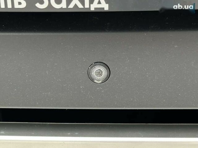 Ленд Ровер Рендж Ровер, объемом двигателя 4.4 л и пробегом 37 тыс. км за 99000 $, фото 29 на Automoto.ua