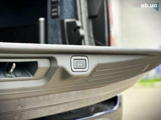 Ленд Ровер Рендж Ровер, объемом двигателя 4.4 л и пробегом 197 тыс. км за 54500 $, фото 24 на Automoto.ua