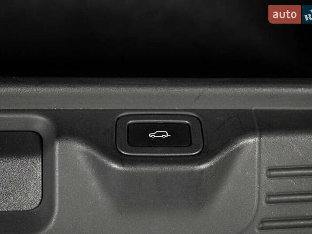 Ленд Ровер Рендж Ровер, об'ємом двигуна 3 л та пробігом 70 тис. км за 49500 $, фото 8 на Automoto.ua