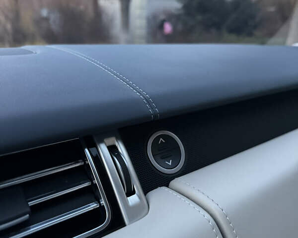 Ленд Ровер Рендж Ровер, объемом двигателя 3 л и пробегом 49 тыс. км за 82000 $, фото 22 на Automoto.ua