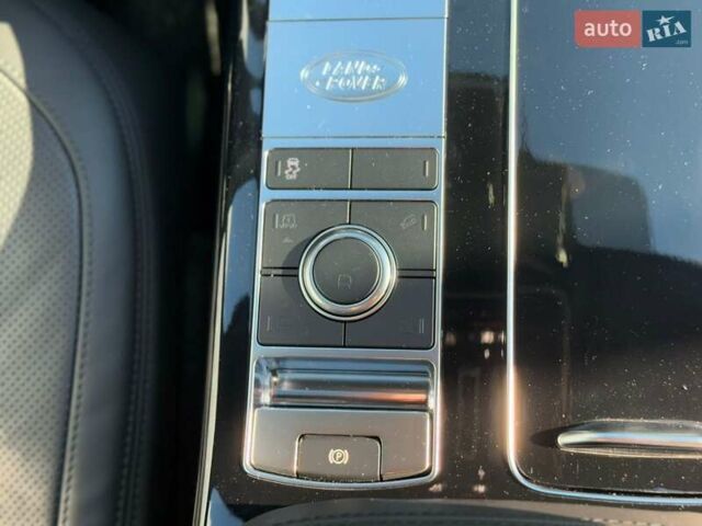 Ленд Ровер Рендж Ровер, объемом двигателя 5 л и пробегом 31 тыс. км за 85000 $, фото 41 на Automoto.ua