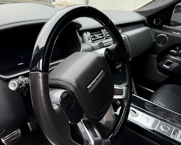 Ленд Ровер Рендж Ровер 2020 у Києві на Automoto.ua Ленд Ровер Рендж Ровер, об'ємом двигуна 5 л та пробігом 98 тис. км за 89000 $, фото 23 на Automoto.ua