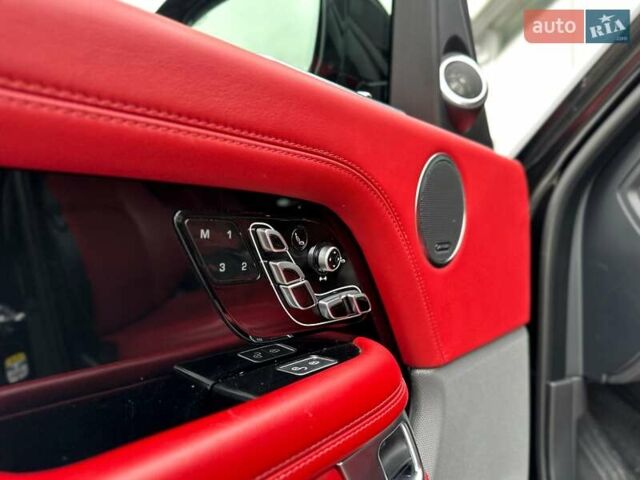 Ленд Ровер Рендж Ровер, объемом двигателя 5 л и пробегом 107 тыс. км за 70990 $, фото 16 на Automoto.ua