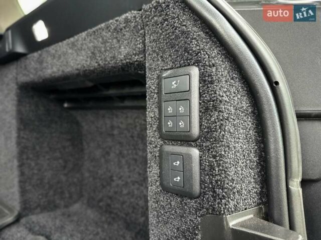 Ленд Ровер Рендж Ровер, объемом двигателя 5 л и пробегом 107 тыс. км за 70990 $, фото 9 на Automoto.ua