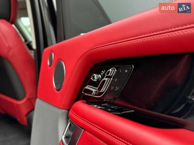 Ленд Ровер Рендж Ровер, объемом двигателя 5 л и пробегом 107 тыс. км за 70990 $, фото 30 на Automoto.ua