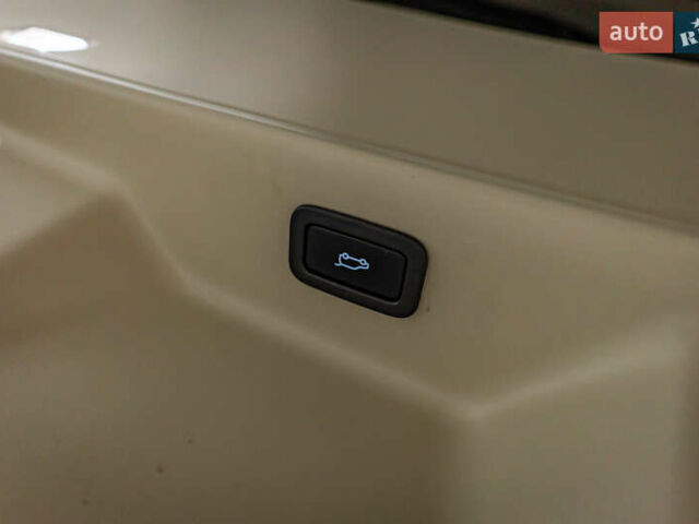 Ленд Ровер Рендж Ровер, объемом двигателя 3 л и пробегом 64 тыс. км за 73951 $, фото 34 на Automoto.ua