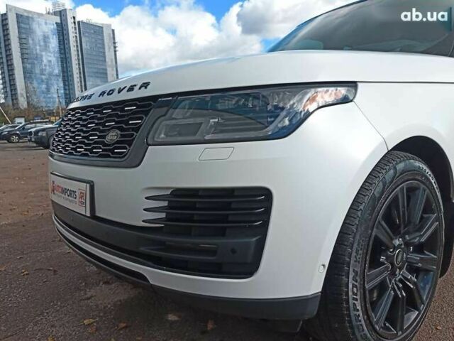 Ленд Ровер Рендж Ровер 2021 у Києві на Automoto.ua Ленд Ровер Рендж Ровер, об'ємом двигуна 5 л та пробігом 71 тис. км за 79000 $, фото 2 на Automoto.ua