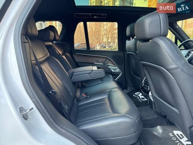 Ленд Ровер Рендж Ровер, об'ємом двигуна 4.39 л та пробігом 47 тис. км за 160000 $, фото 49 на Automoto.ua