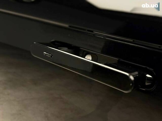 Ленд Ровер Рендж Ровер, об'ємом двигуна 3 л та пробігом 29 тис. км за 185000 $, фото 17 на Automoto.ua