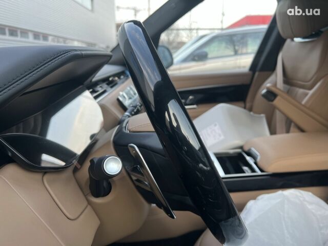 Ленд Ровер Рендж Ровер 2023 в Киеве на Automoto.ua Ленд Ровер Рендж Ровер, объемом двигателя 4.4 л и пробегом 0 тыс. км за 235184 $, фото 26 на Automoto.ua