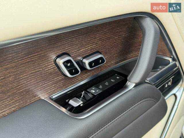 Ленд Ровер Рендж Ровер, объемом двигателя 4.39 л и пробегом 45 тыс. км за 210000 $, фото 33 на Automoto.ua