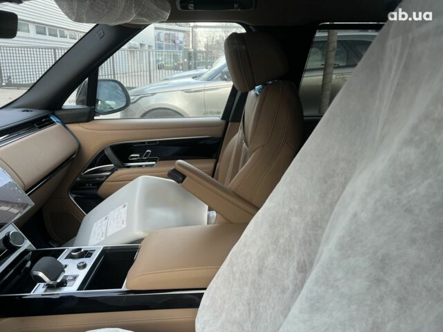 Ленд Ровер Рендж Ровер 2023 в Киеве на Automoto.ua Ленд Ровер Рендж Ровер, объемом двигателя 4.4 л и пробегом 0 тыс. км за 235184 $, фото 31 на Automoto.ua