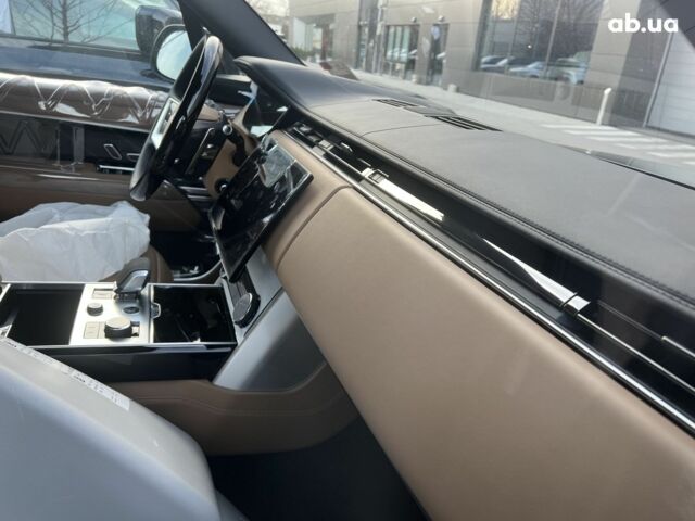 Ленд Ровер Рендж Ровер 2023 в Киеве на Automoto.ua Ленд Ровер Рендж Ровер, объемом двигателя 4.4 л и пробегом 0 тыс. км за 235184 $, фото 35 на Automoto.ua