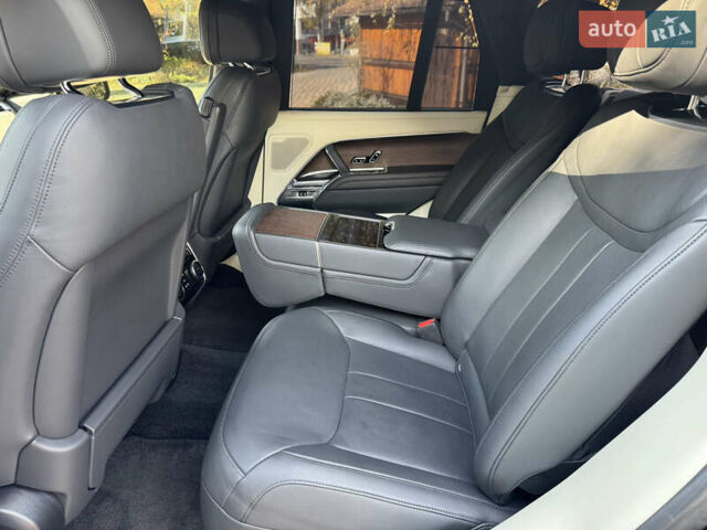 Ленд Ровер Рендж Ровер, объемом двигателя 4.39 л и пробегом 45 тыс. км за 210000 $, фото 34 на Automoto.ua