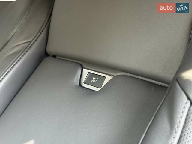 Ленд Ровер Рендж Ровер, объемом двигателя 4.39 л и пробегом 45 тыс. км за 210000 $, фото 38 на Automoto.ua