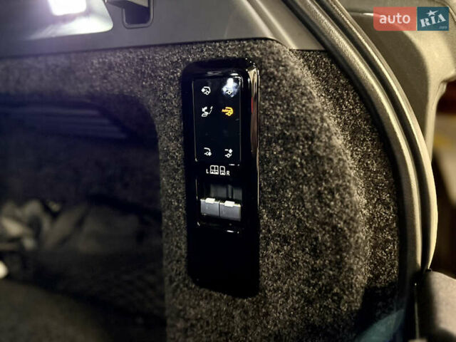 Ленд Ровер Рендж Ровер, объемом двигателя 3 л и пробегом 22 тыс. км за 215000 $, фото 32 на Automoto.ua
