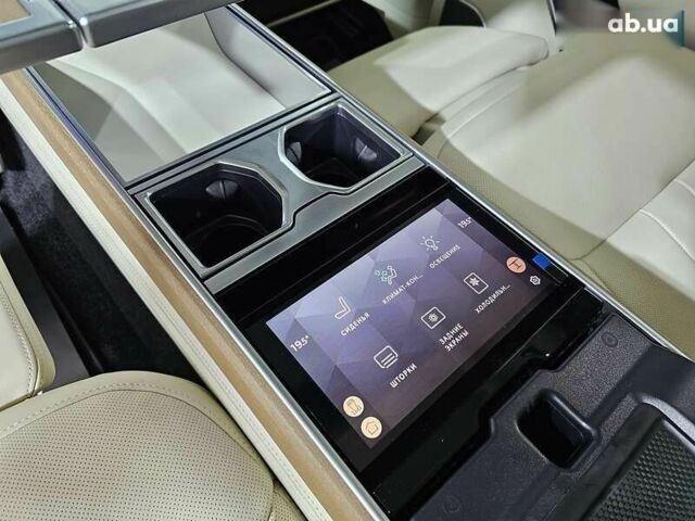 Ленд Ровер Рендж Ровер 2024 в Киеве на Automoto.ua Ленд Ровер Рендж Ровер, объемом двигателя 4.4 л и пробегом 1 тыс. км за 369511 $, фото 18 на Automoto.ua